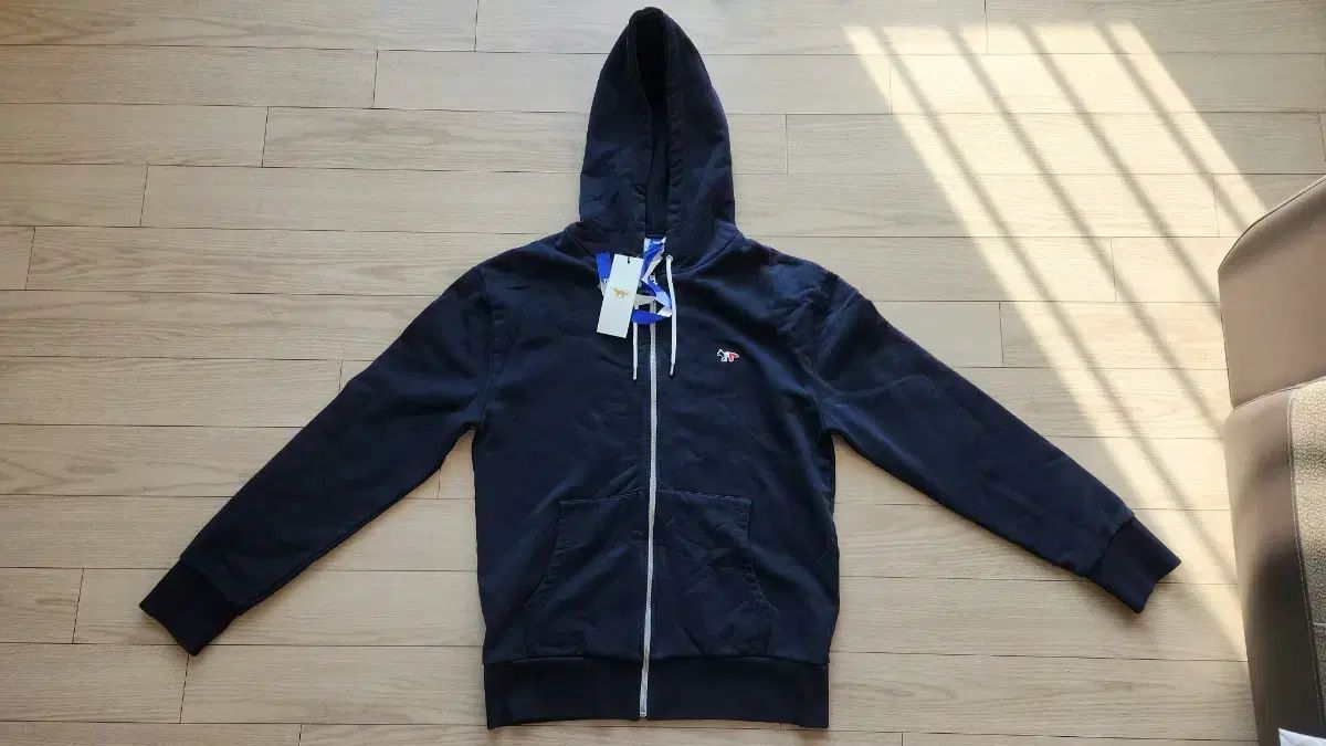 【雷市場（ポンジャン）商品韓国直送】 Maison Kitsuné(メゾンキツネ) メンズ ミニ 手書き クラシック ジップアップ フード ネイビー