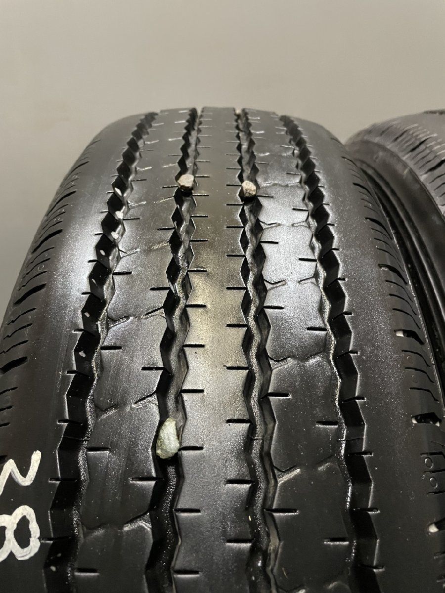 TOYO M117C 215/70R17.5 118/116N 17.5インチ ライトトラック用 夏 