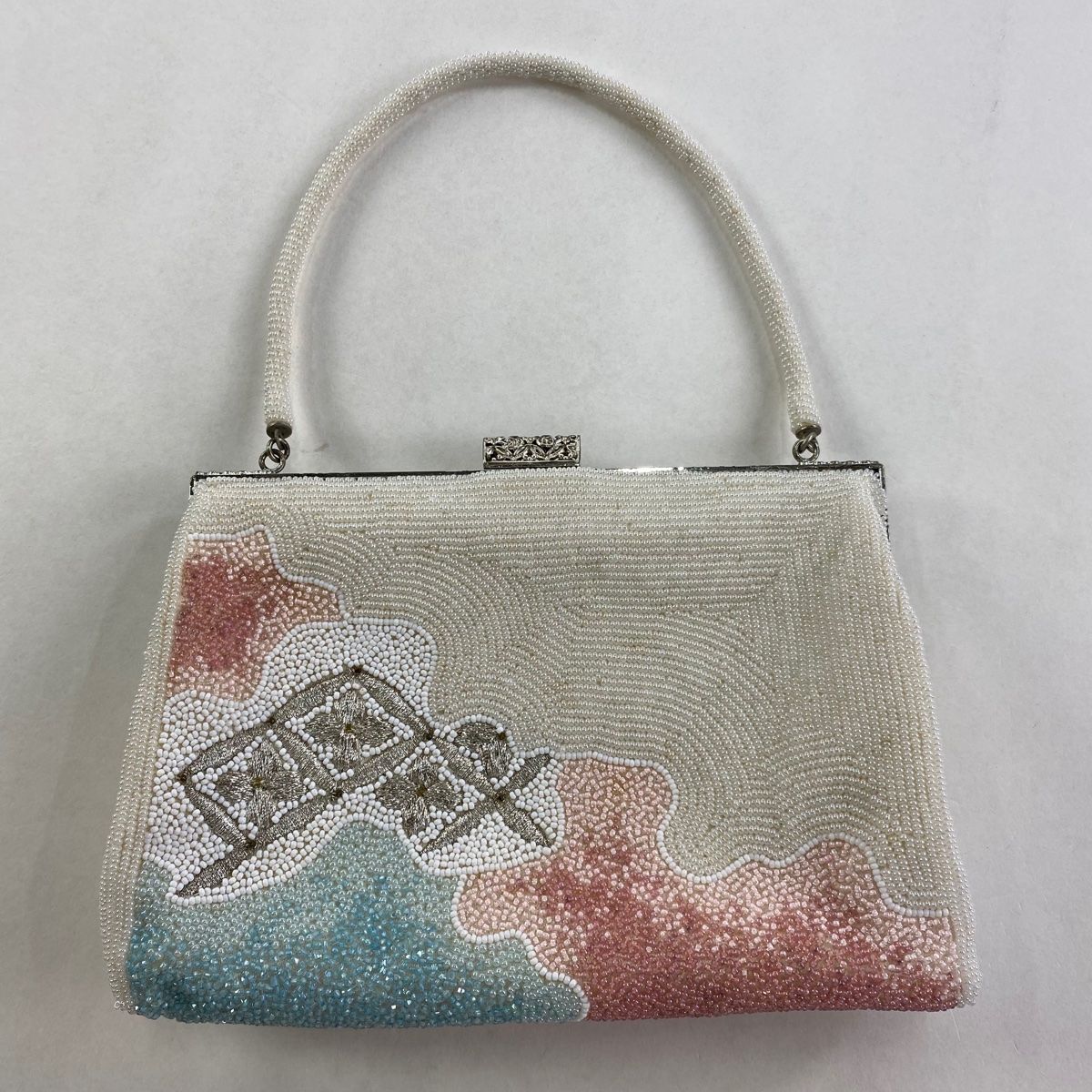 和装バッグ 秀品 ビーズバッグ フォーマル 花火し 霞 銀糸 白 ビーズ 和装小物