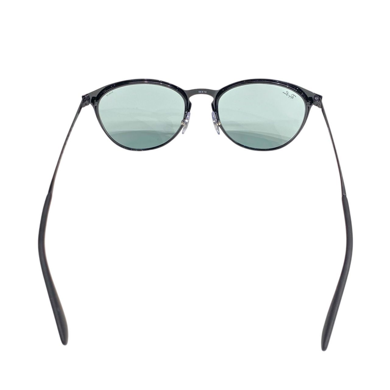 Ray-Ban