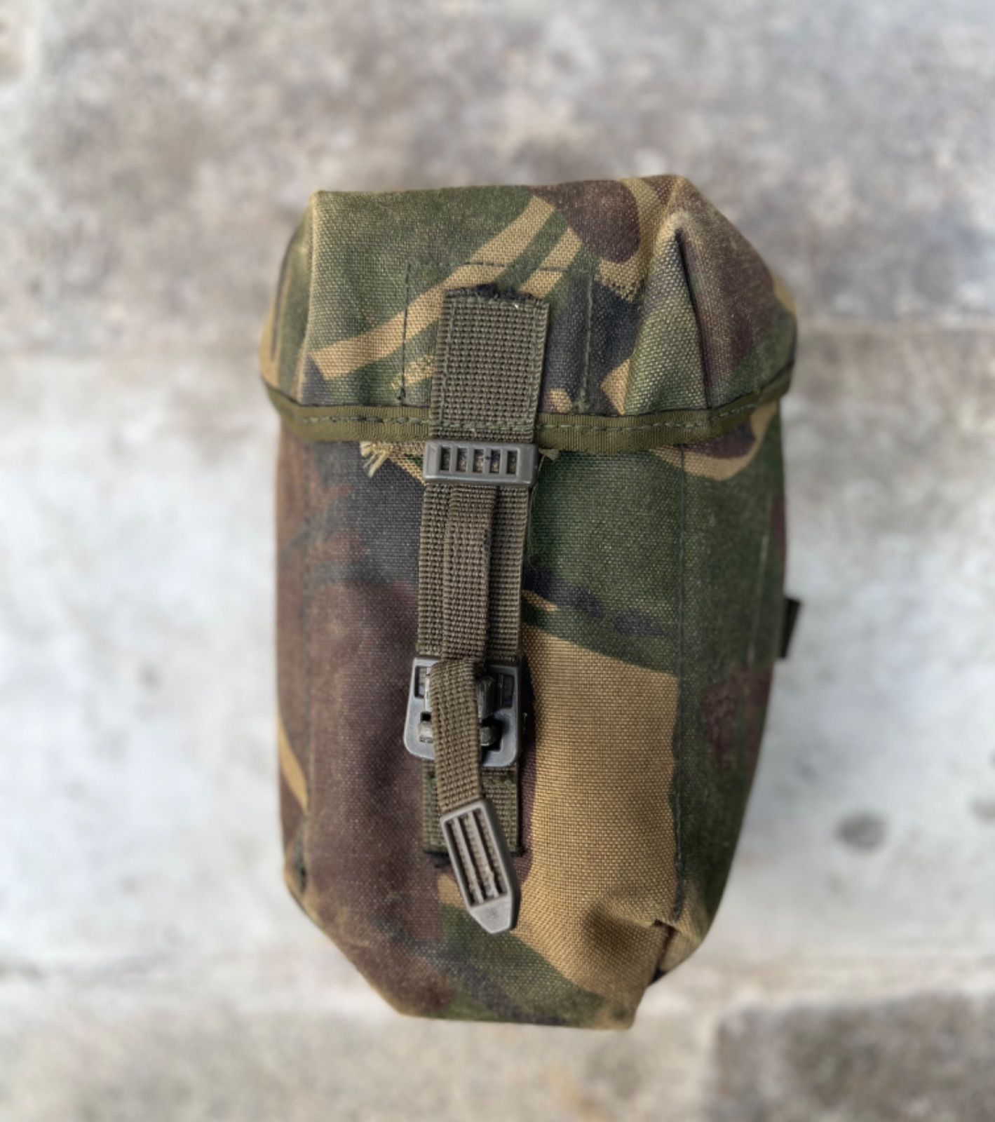 イギリス軍 RAMC ヴィンテージ キャンティーンカバー ショルダーバック 