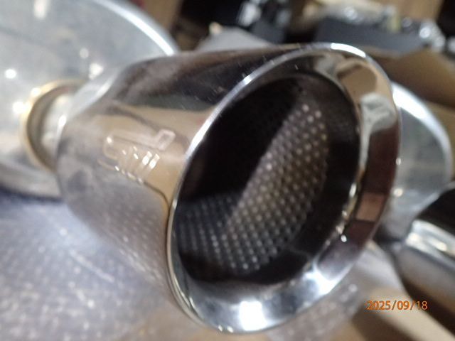 リアマフラー 左右