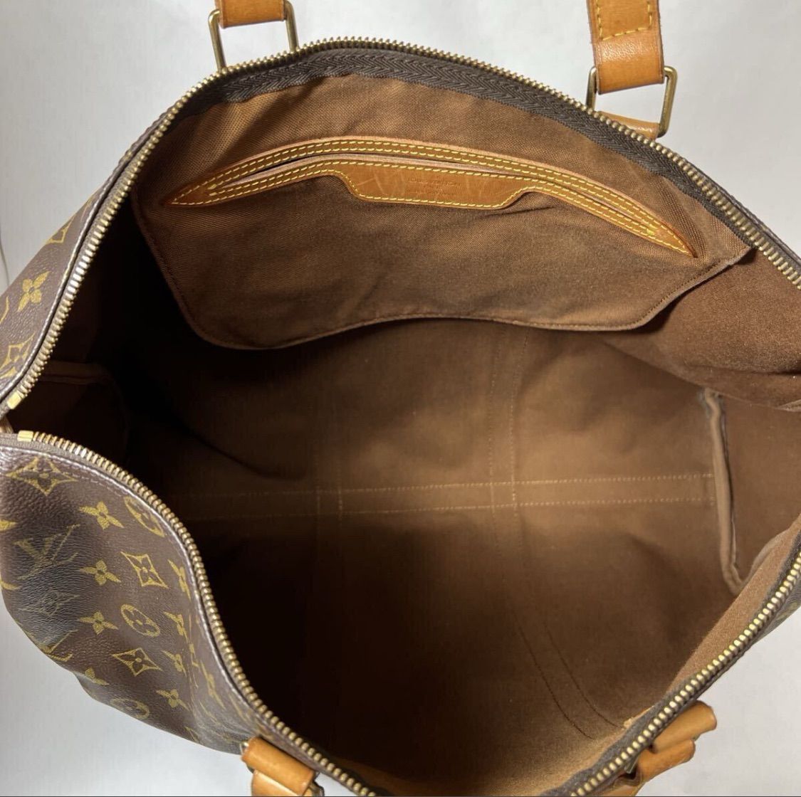 VUITTON