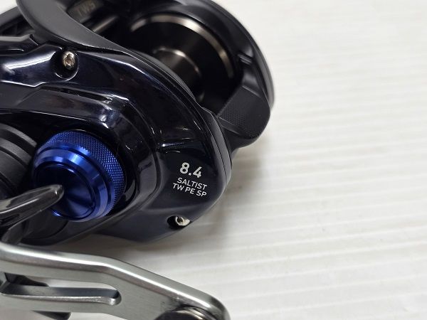 中古品】 ダイワ Daiwa ベイトリール 23 ソルティスト TW 150XHL PE