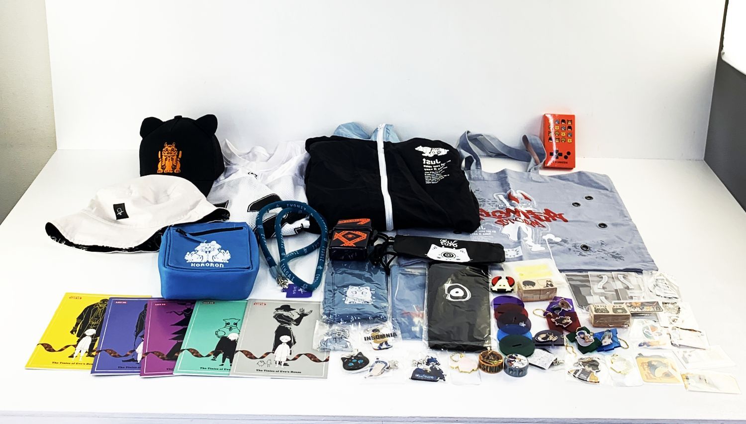 Eve グッズセット キャップ バケットハット キーホルダー 文化 メッシュTシャツ 花嵐 スウェット ケース ポーチ トートバッグなど 加古川物流 366