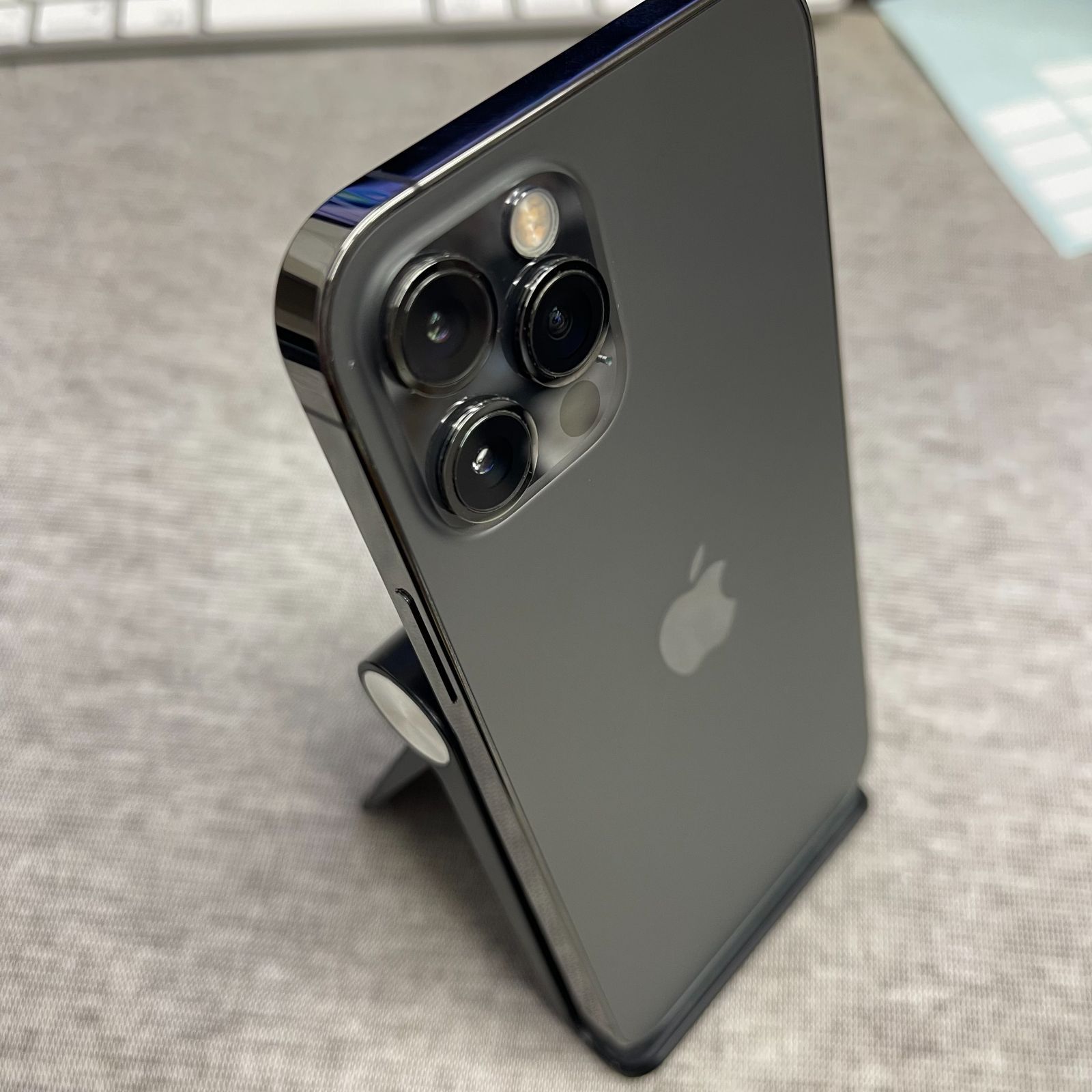 iPhone 12Pro 128GB シルバー Sotfbank SIMフリー iPhone 12Pro 128GB シルバー Sotfbank SIMフリー 送料無料