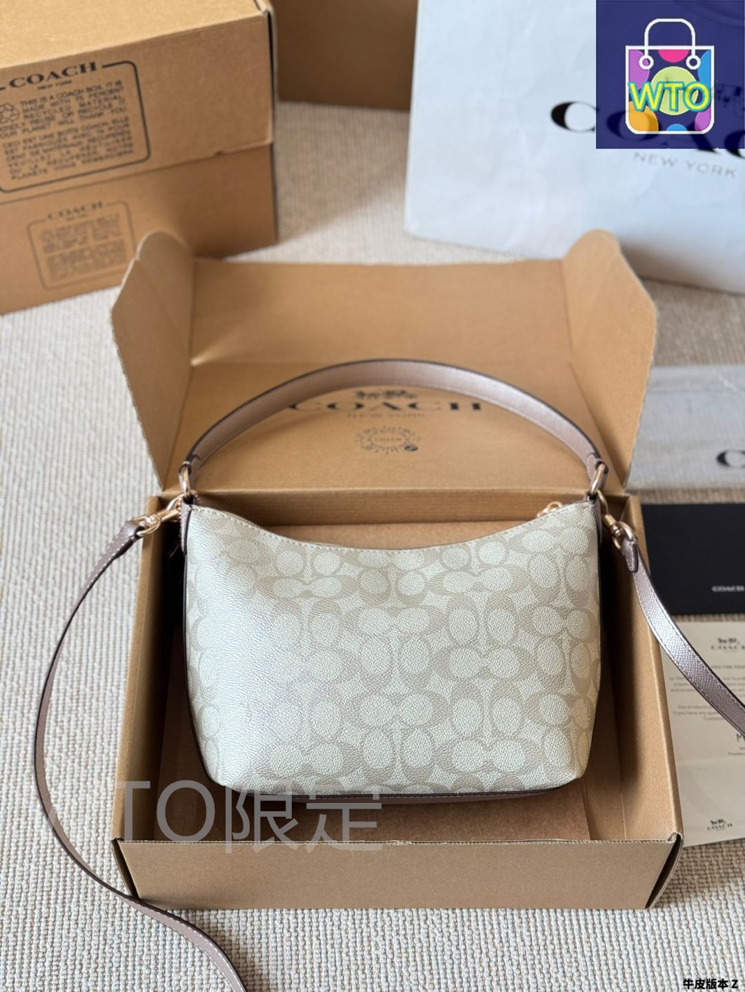 今日特価】Coach Zip Top Shoulder Bag コーチ ジップトップ