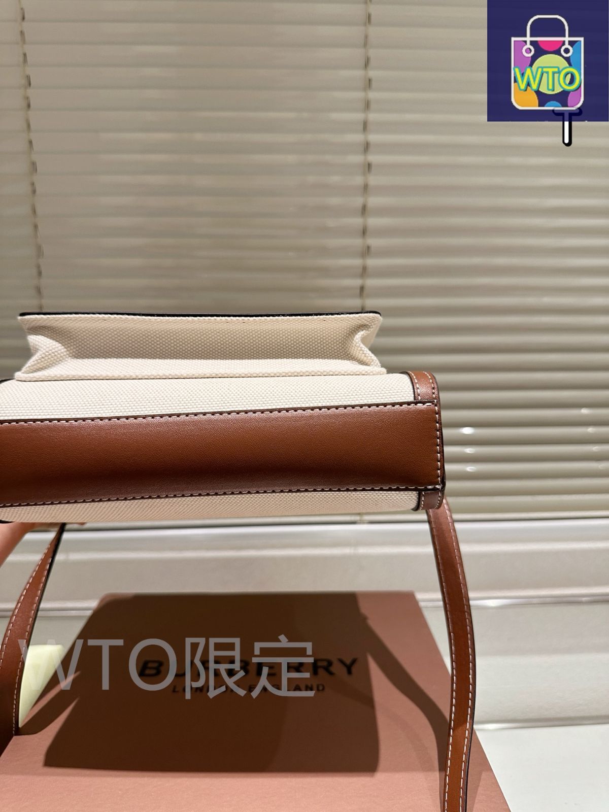 バーバリー160A 8万以上！！ 今日特価】Burberry バーバリー 限定版 キャンバスバッグ
