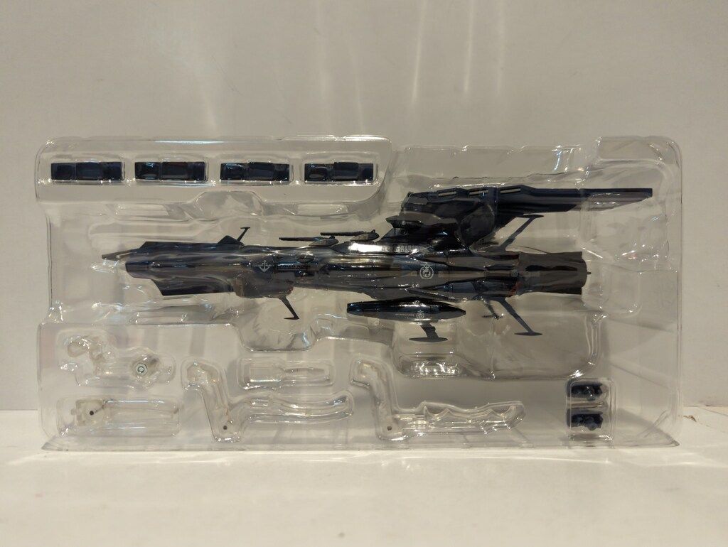 地球連邦アンドロメダ級三番艦