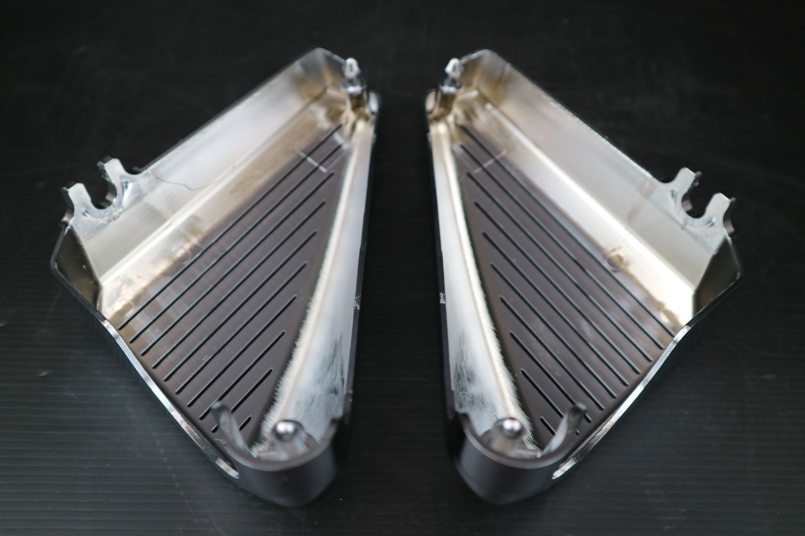 サイドカバーZR400C ZR400GゼファーΧ