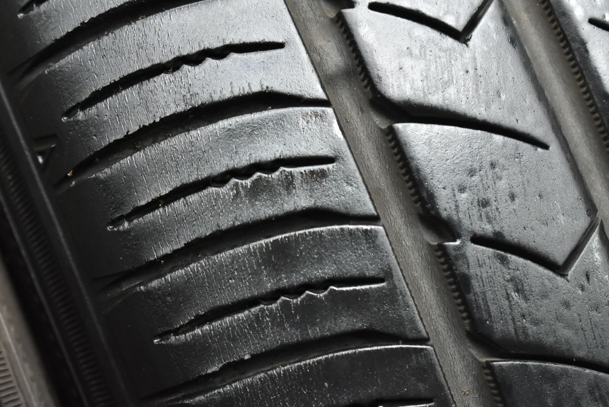 美品アクア　ヴィッツ　ヤリス　スイフト　フィット185/60R15 フィット シャトル ヤリス ヴィッツ スイフト アクア グレイス等