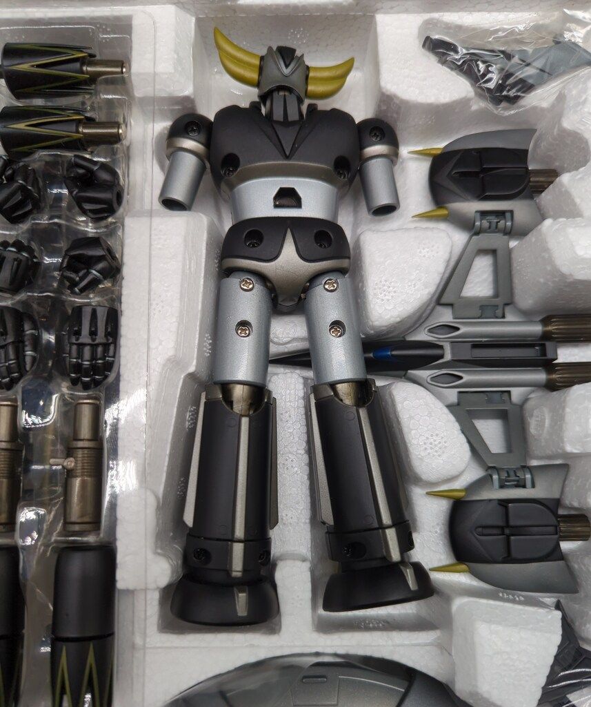 バンダイ 超合金魂 GX-04B ブラックグレンダイザー 未使用品 TAG・中古】☆超合金魂 GX-04B ブラックグレンダイザー 限定版 「UFO