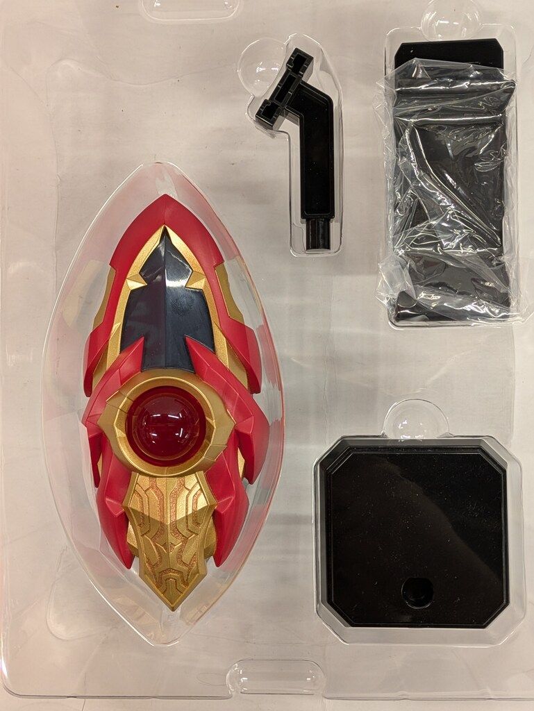 ウルトラレプリカ