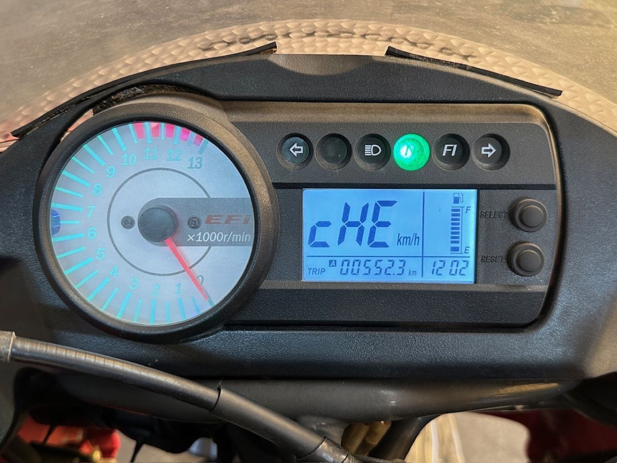 ヒョースン GT250R デジタル メーター スピード タコ ○A2619