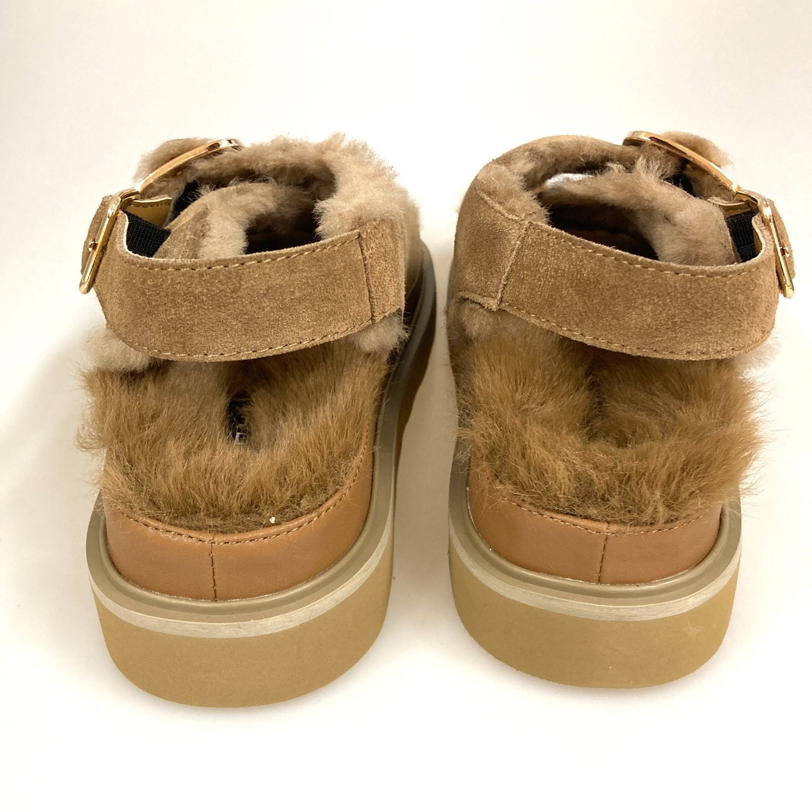 ストラップファー厚底サンダル