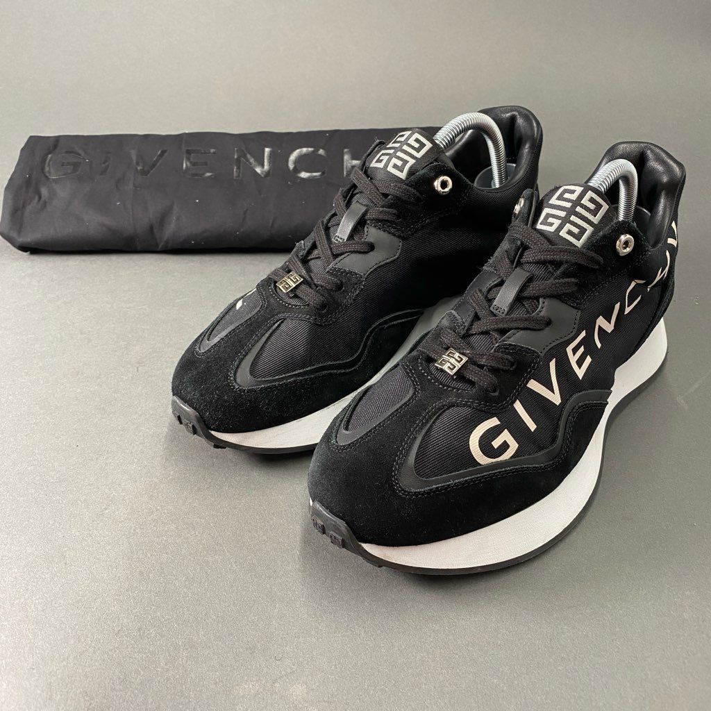 3b29 GIVENCHY ジバンシー 22年モデル GIV Runner sneakers ランナー