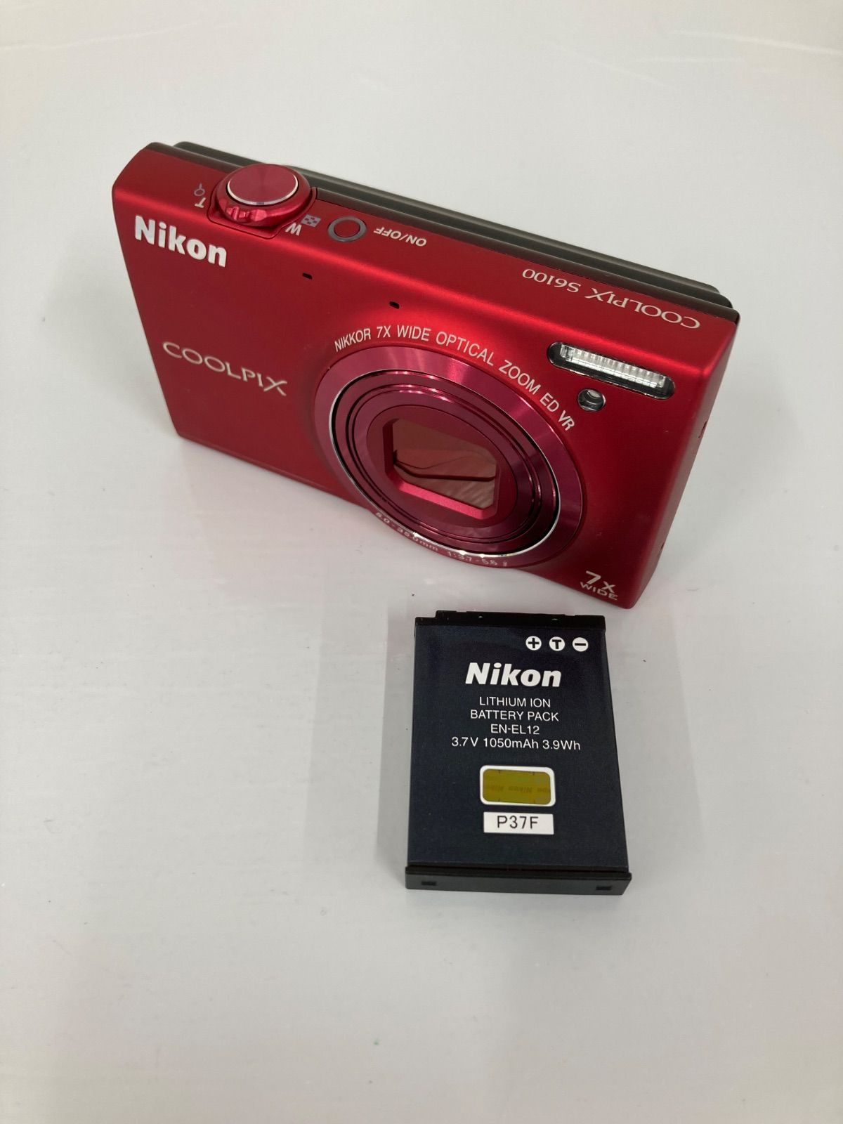 ○ 【通電未確認】【バッテリーあり・充電器なし・SDカードなし】Nikon