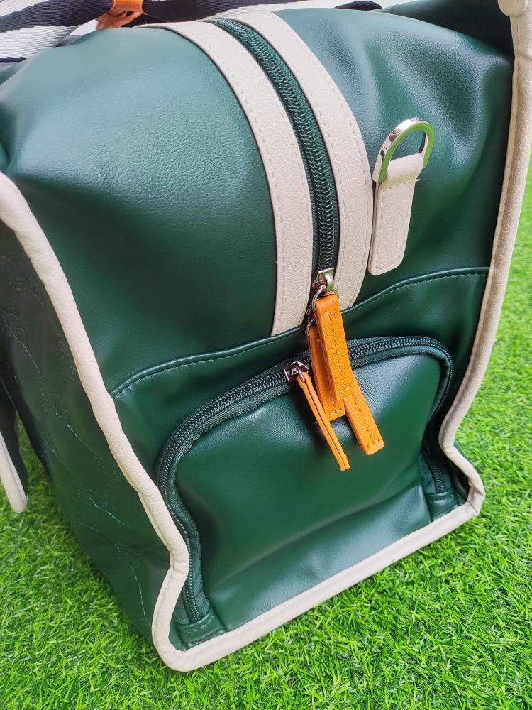 PEARLY GATES■共用ロゴキルティングボストンバッグ PEARLY GATES□共用ロゴキルティングボストンバッグ - メルカリ