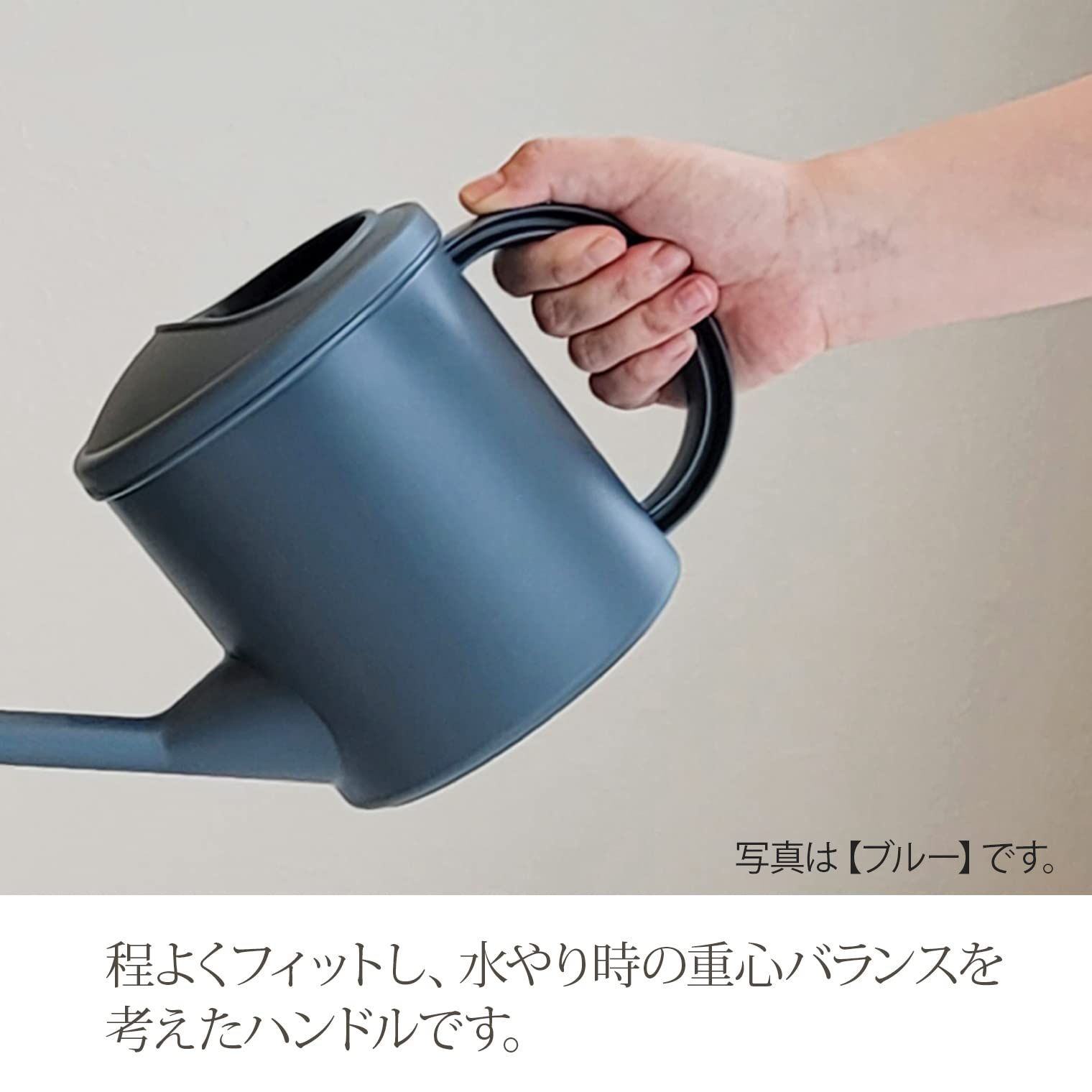 グレー