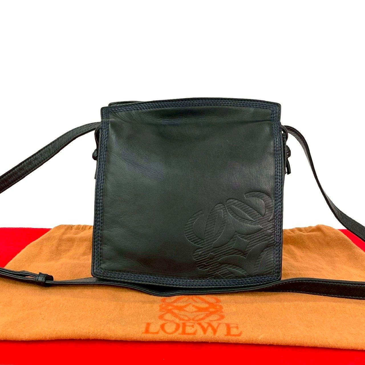 美品 LOEWE ヴィンテージ アナグラム ナッパレザー ショルダーバッグ 