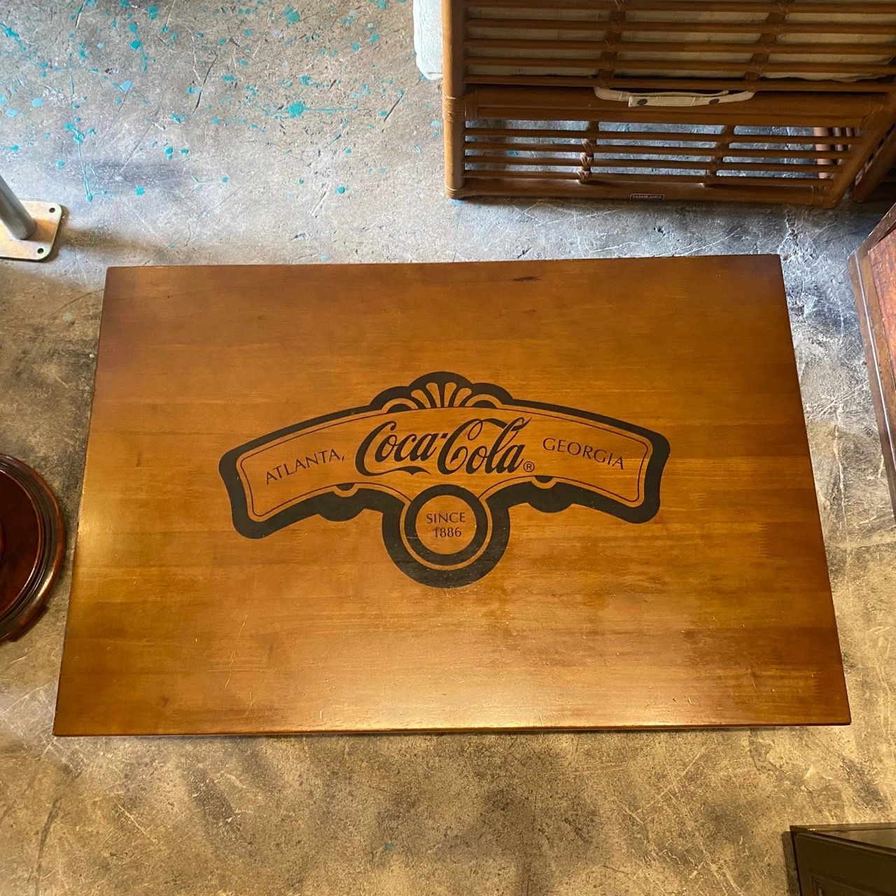 コカコーラ ロゴ入り ローテーブル 木製×スチール 脚付き インテリア