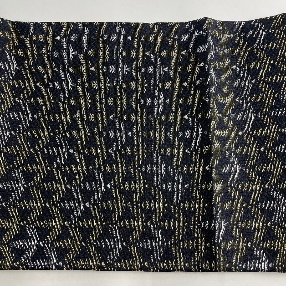 袋帯 美品 名品 幾何学 金銀糸 黒 六通 正絹 【中古】 - メルカリ