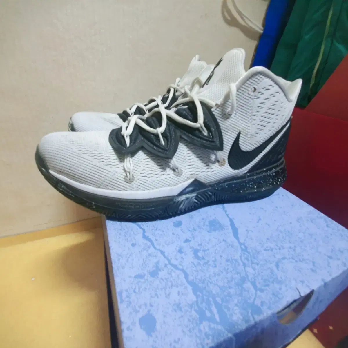 カイリー 5 ショップ オレオ NIKE KYRIE 5 EP カイリー5 オレオ 28cm