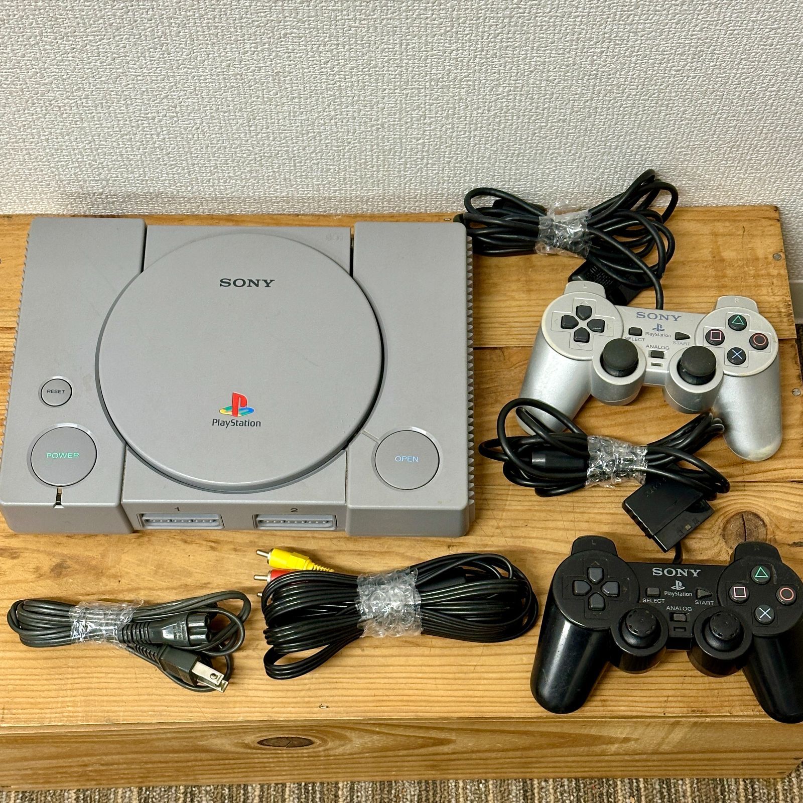 プレステ1 PS1 プレイステーション 初代 PlayStation 本体 ジャンク品 デッドストック - メルカリ