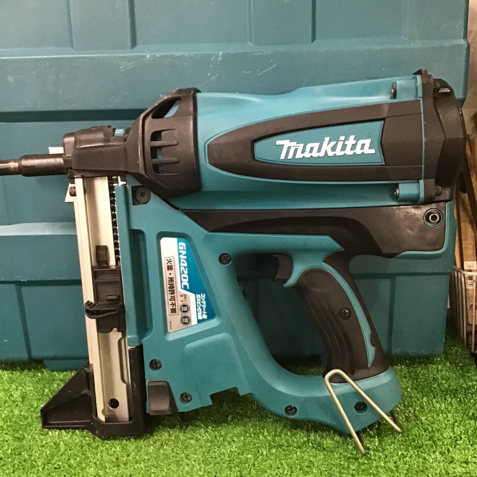 ☆マキタ(makita) コードレスコンクリート用ガスピン打ち機 GN420C【町田店】 - メルカリ