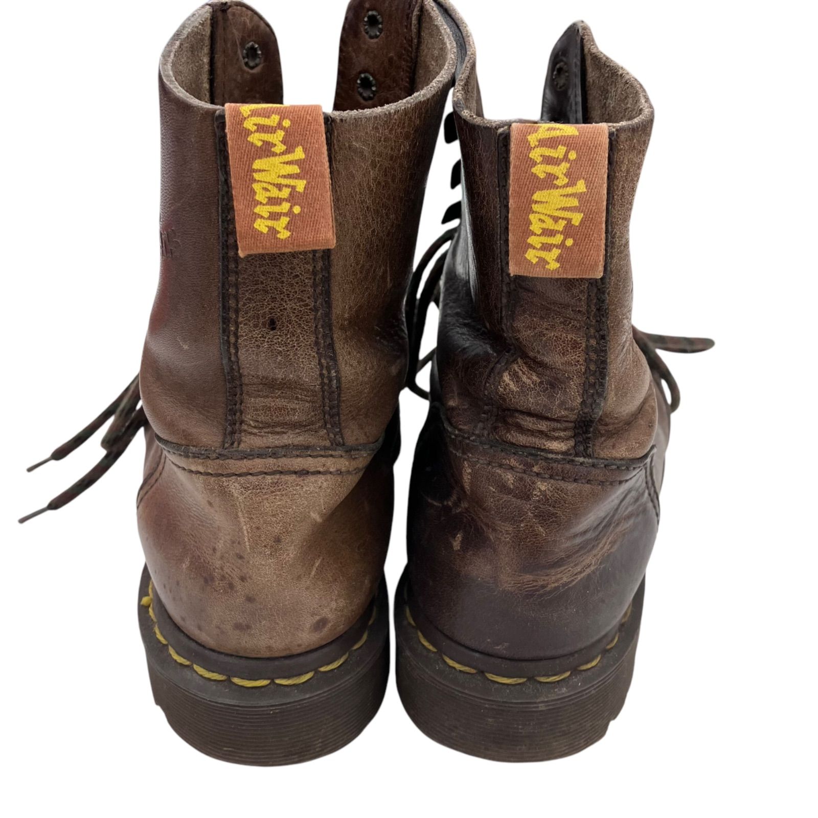 186000 Dr.Martens ドクターマーチン AirWair 8ホール ハイカット 