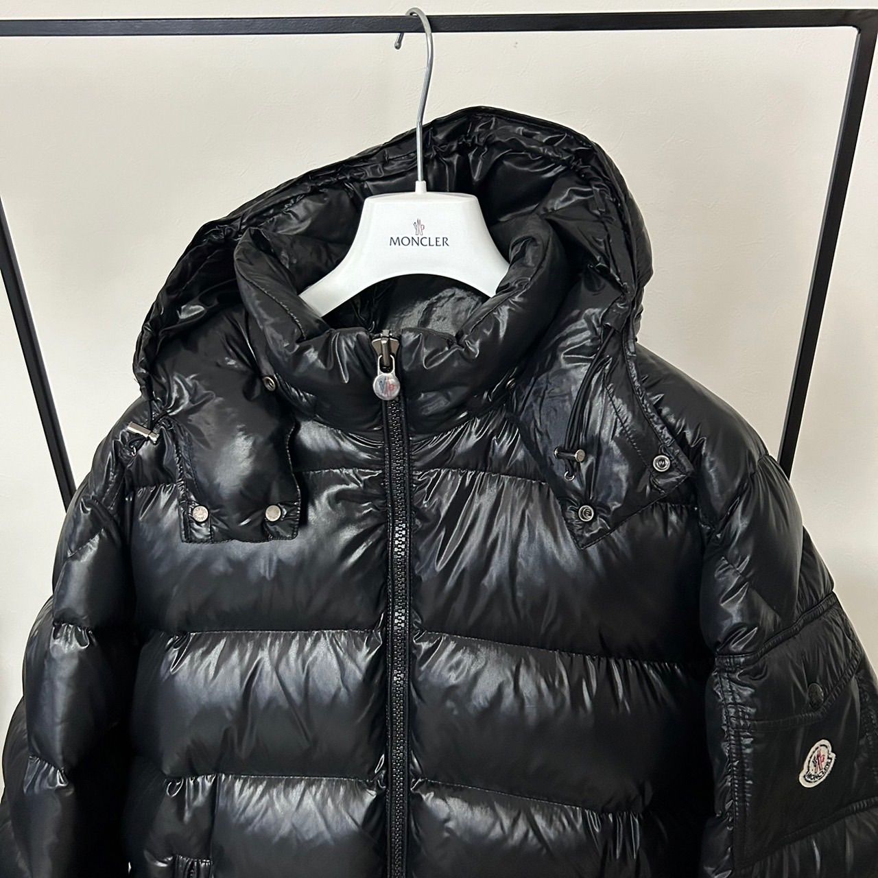 美品　モンクレール MAYA ブラック 0 ダウンジャケット 黒 S MONCLER モンクレール ダウン ダウンジャケット MAYA メンズ0 約