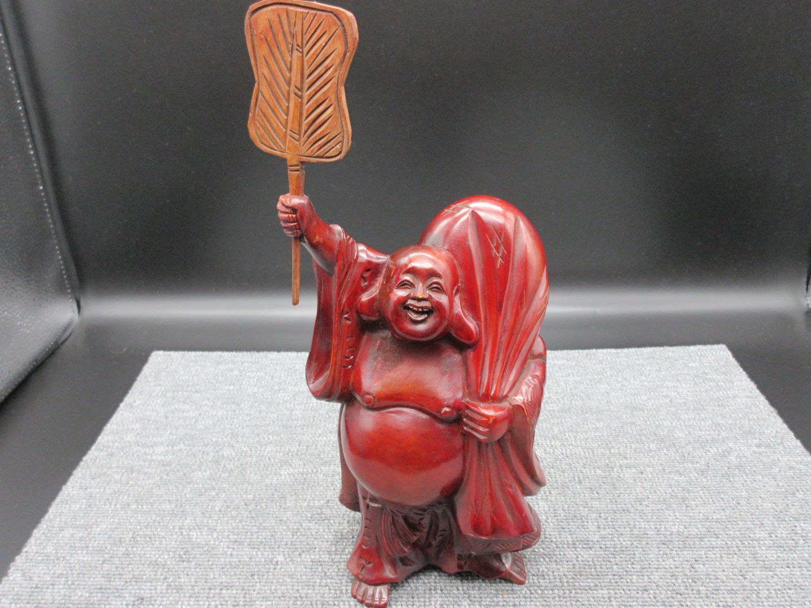 ☆木彫り 彫刻 七福神 布袋様 布袋 ほてい 縁起物 置物 (小