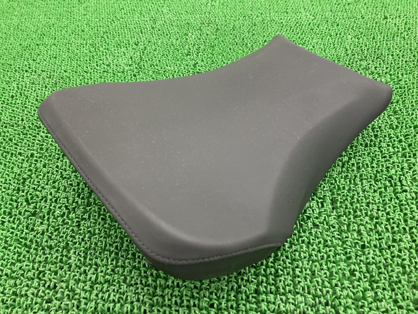 S1000RR フロントシート 5253 8522497/668833-10 BMW 純正 バイク 部品