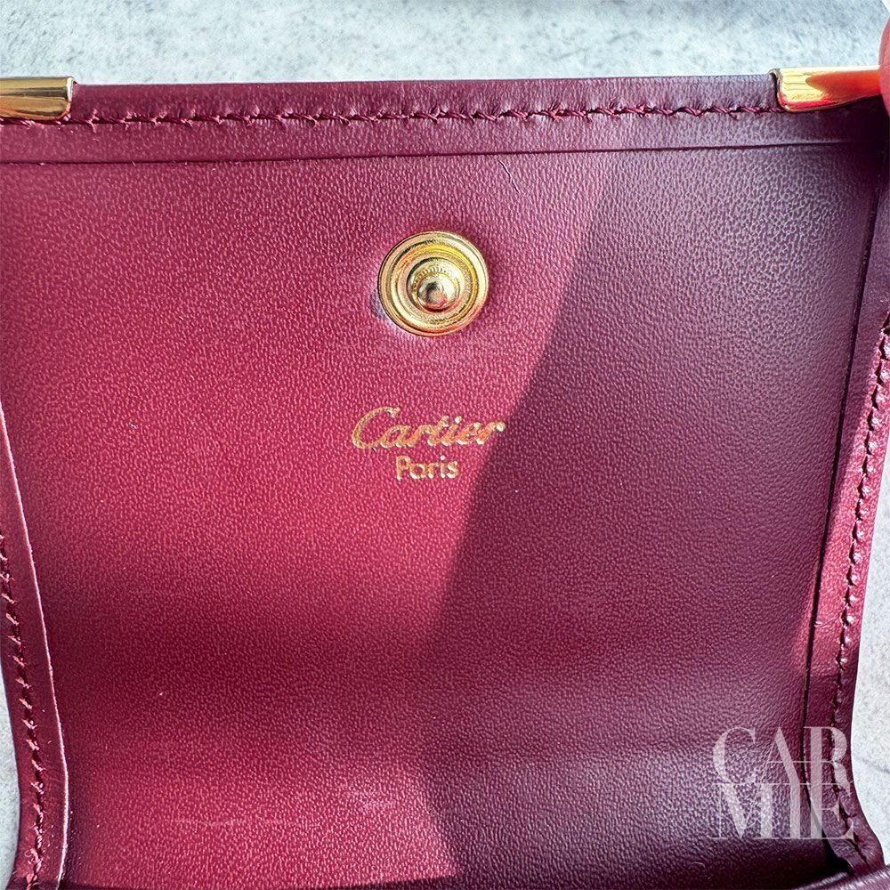 Cartier マストラインレザーコインケース ボルドー ゴールド 卒業式 