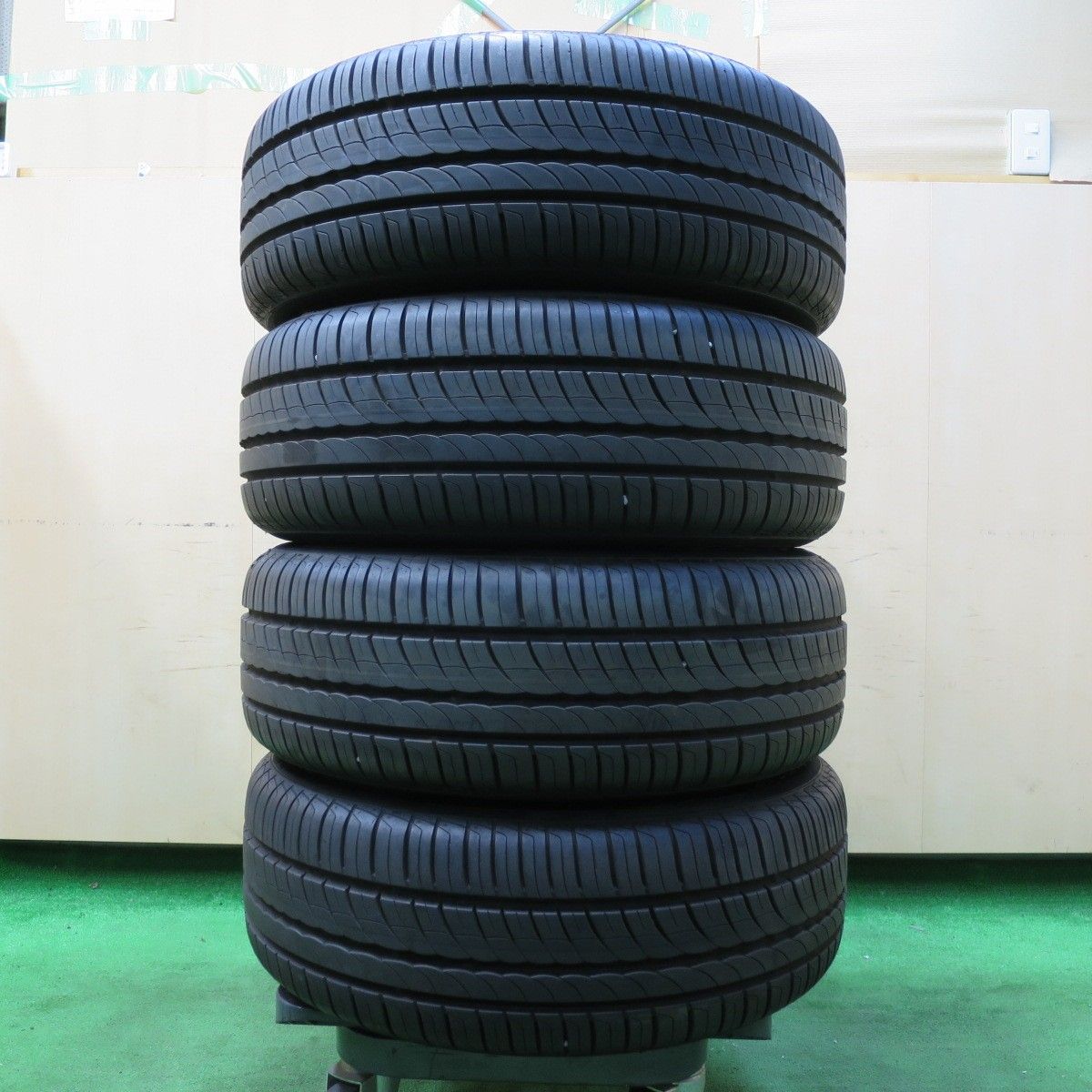 送料無料* バリ溝！21年！9.5分☆インプレッサ 等 205/55R16 ピレリ 