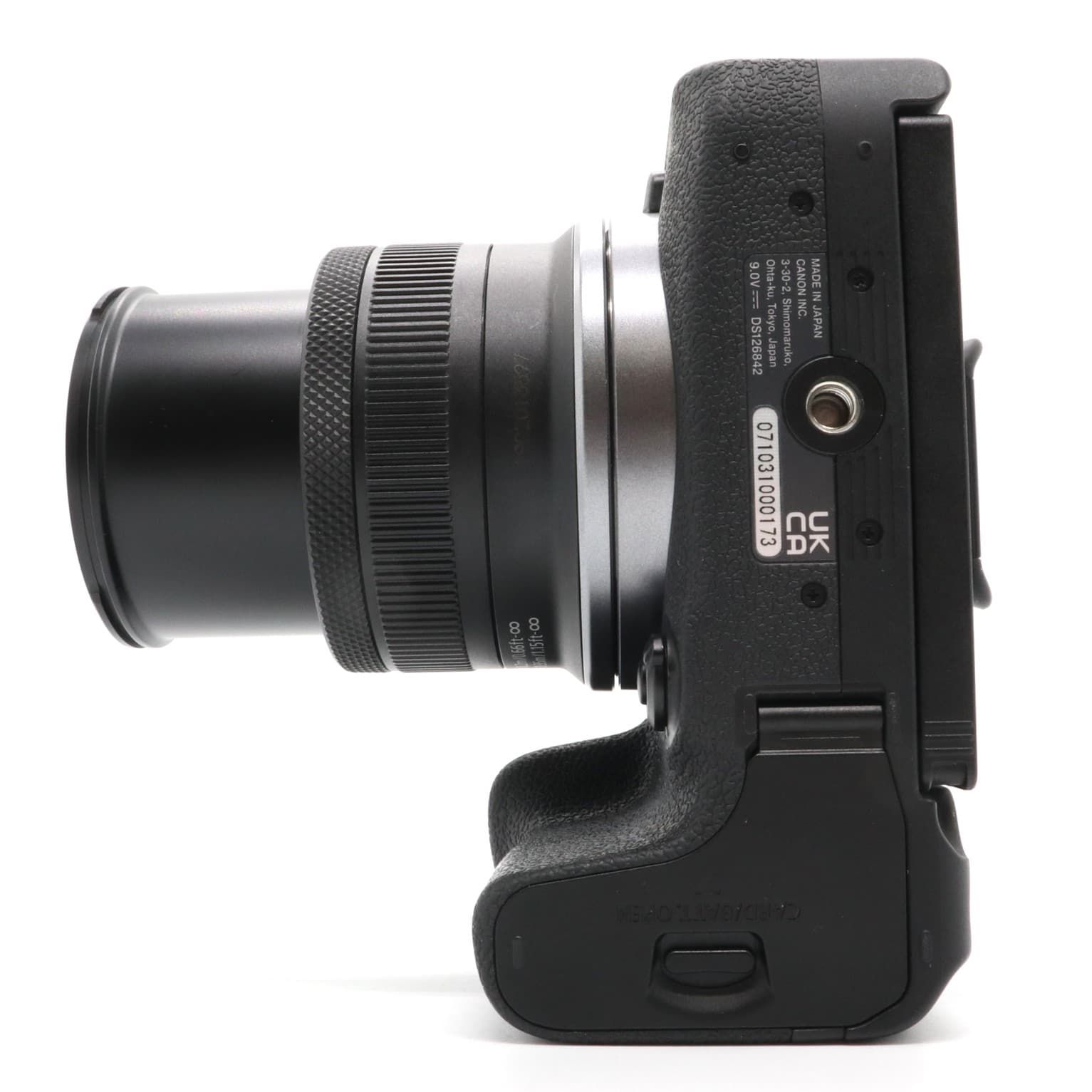 EOS R10