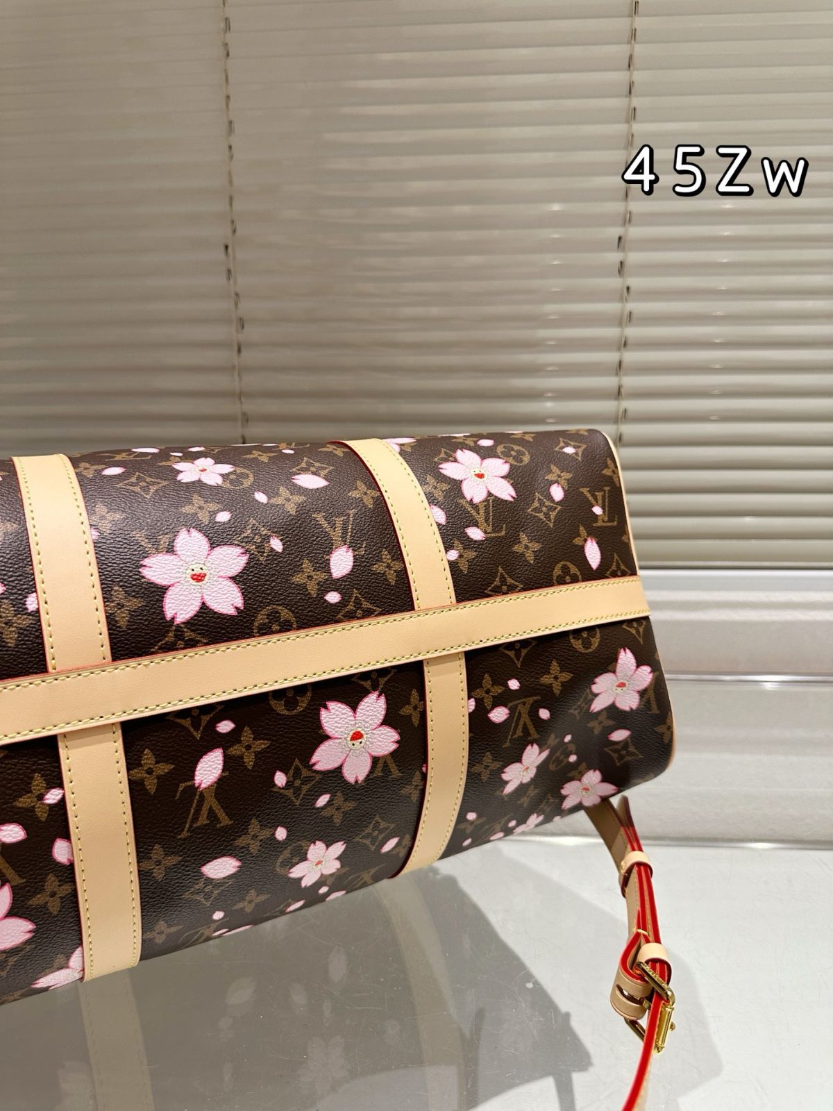 ベルサイユのばら旧作LDBOXセット輸送箱付き 未開封品 ベルサイユのばら旧作LDBOXセット輸送箱付き 未開封品
