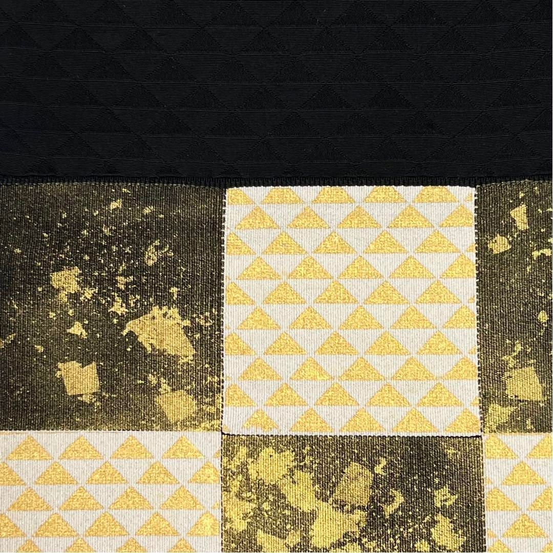 袋帯 格子に鱗模様 箔散らし 金彩 黒色 O-4134 - 袋帯 