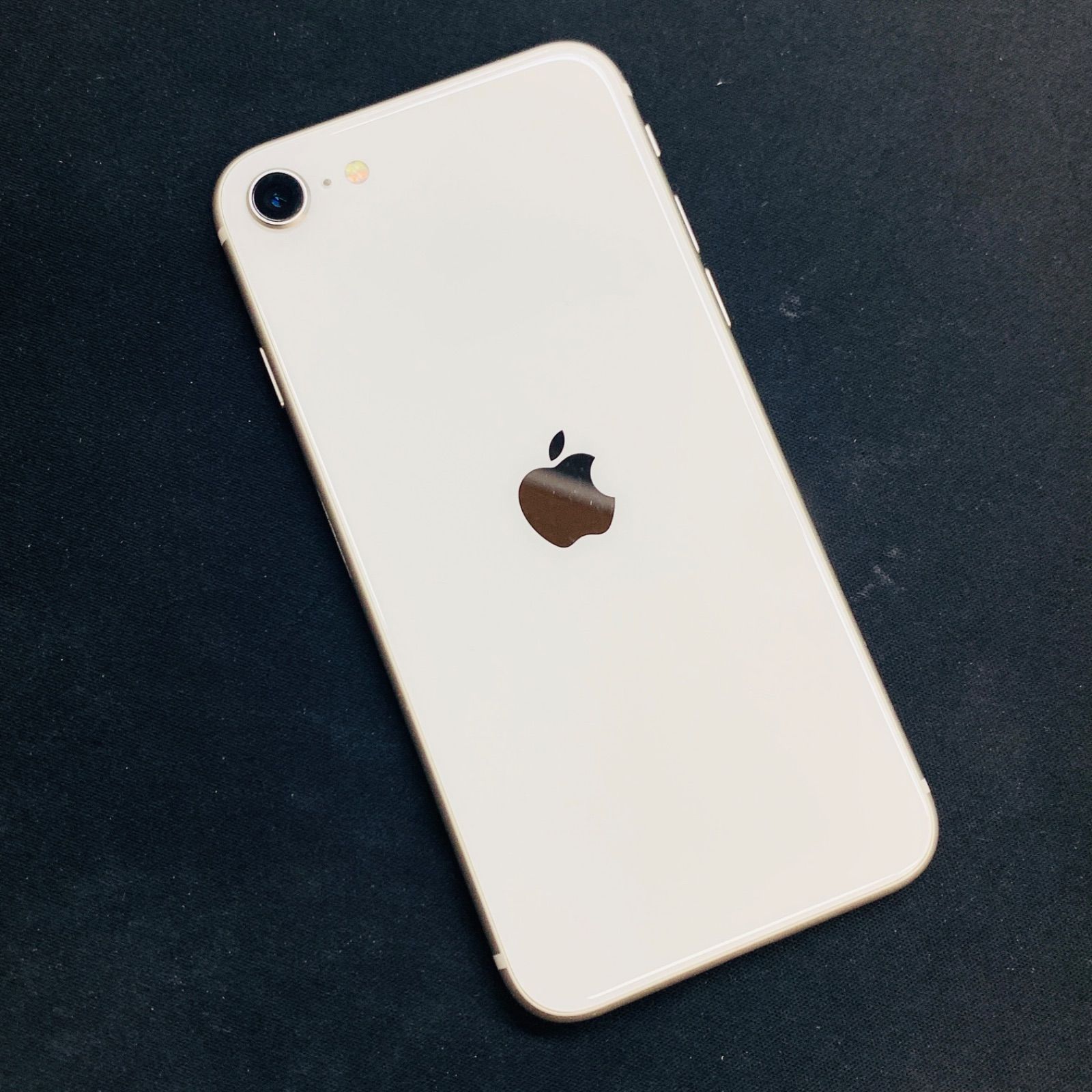 中古品】iPhone SE (第3世代) SoftbankSIMロック解除済 64GB ホワイト