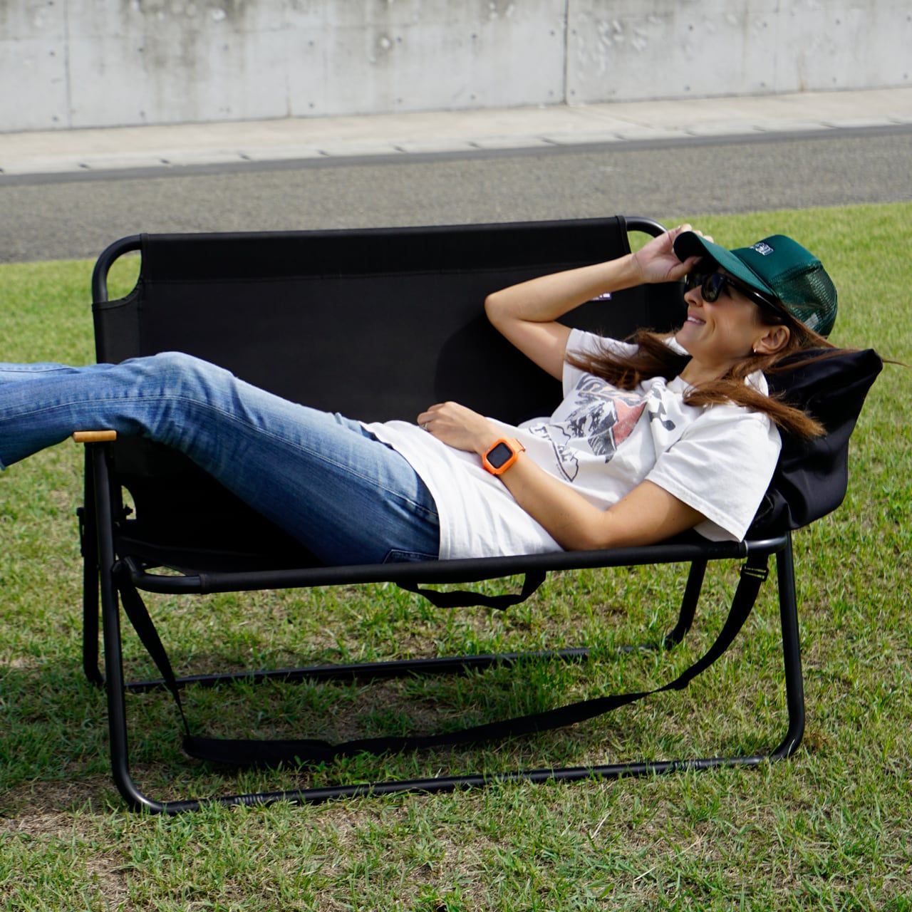 2490 折りたたみ ベンチ 3秒で設置可能 コンパクト 持ち運び