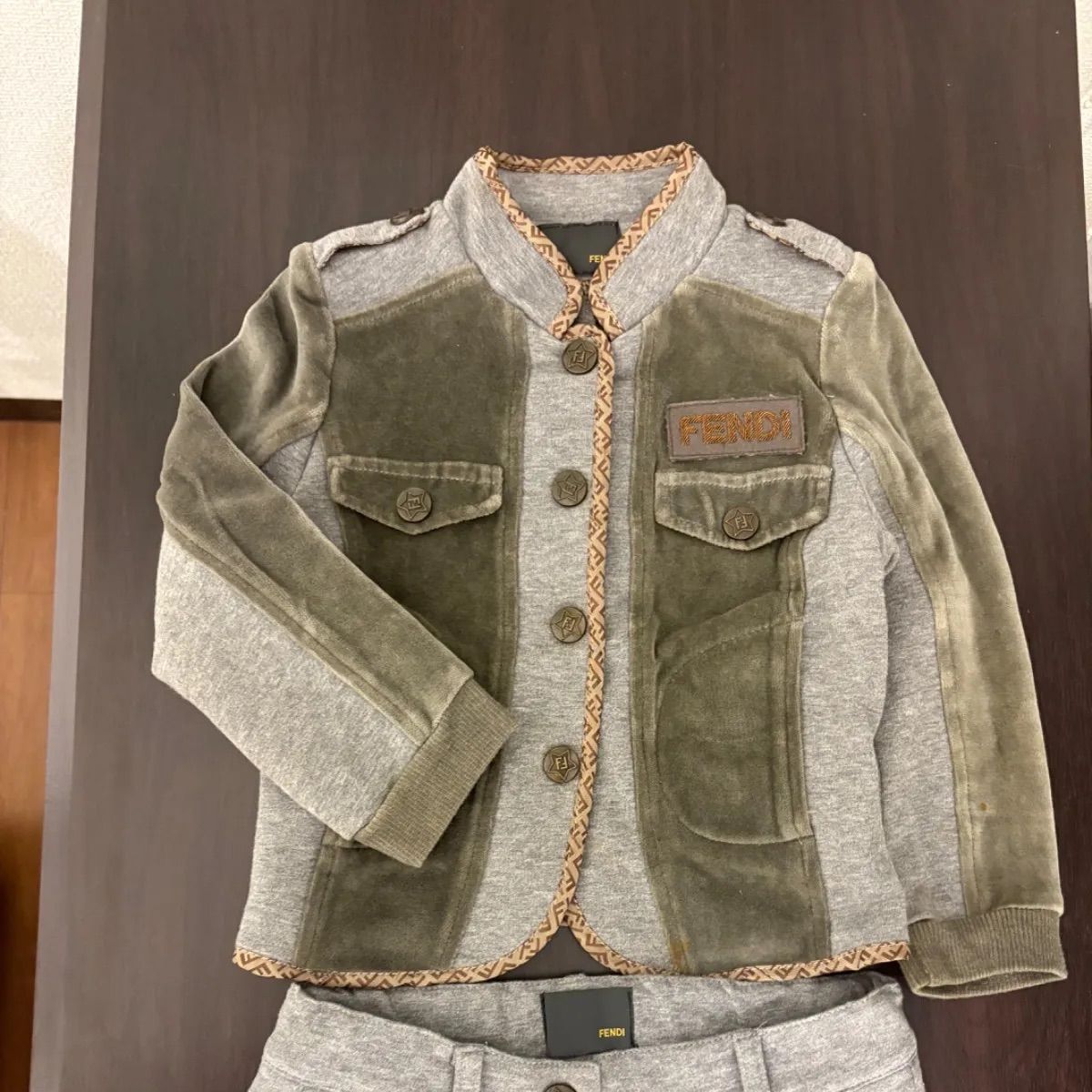 2 A 90ｻｲｽﾞ フェンディ ベロア トラックスーツ セットアップ FENDI