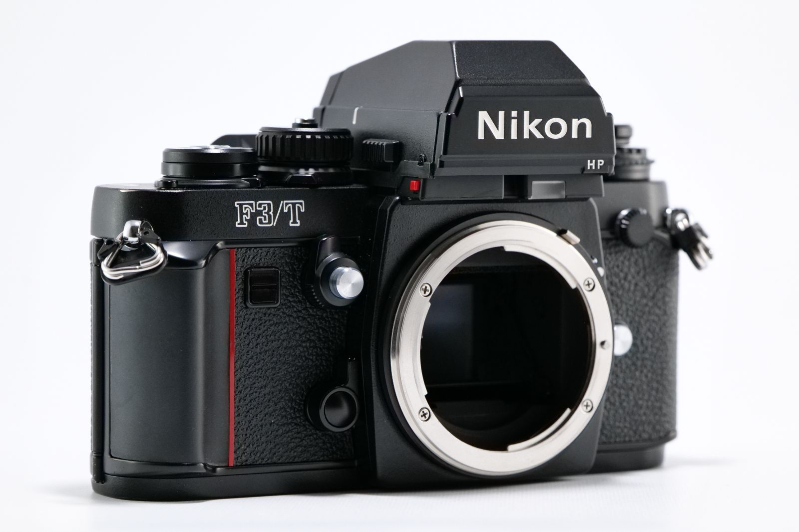 Nikon F3/T チタン HP　外観 美品 赤城耕一：第32回 プレミアムな立ち位置としての高級感！ チタン外装の