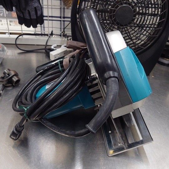 中古品 Makita 7型チップソーカッター 4130 鉄工刃付き 囗T巛 - メルカリ