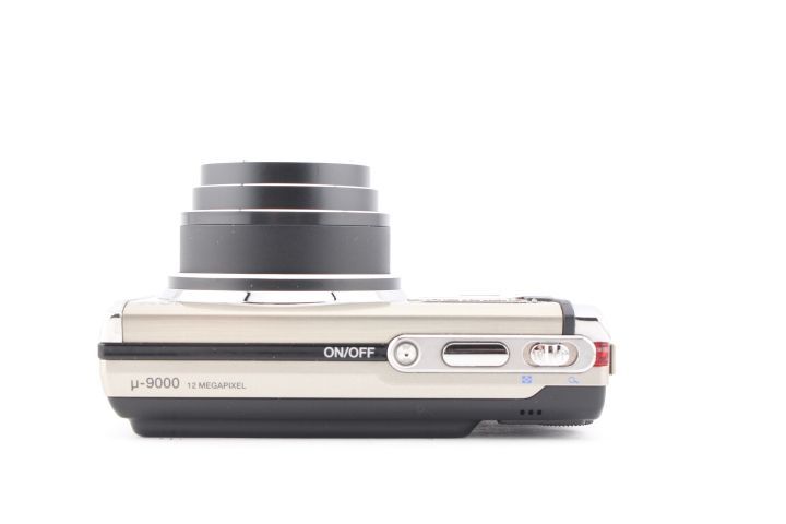 コンパクトデジタルカメラ M
