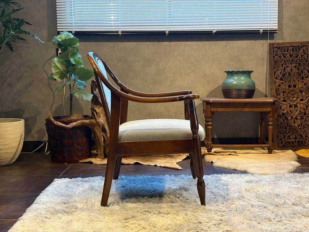 リメイク品　尾州生地　イエロー座面　カリモク　コロニアル　アームソファ　NI リメイク品 尾州生地 イエロー座面 カリモク コロニアル アーム