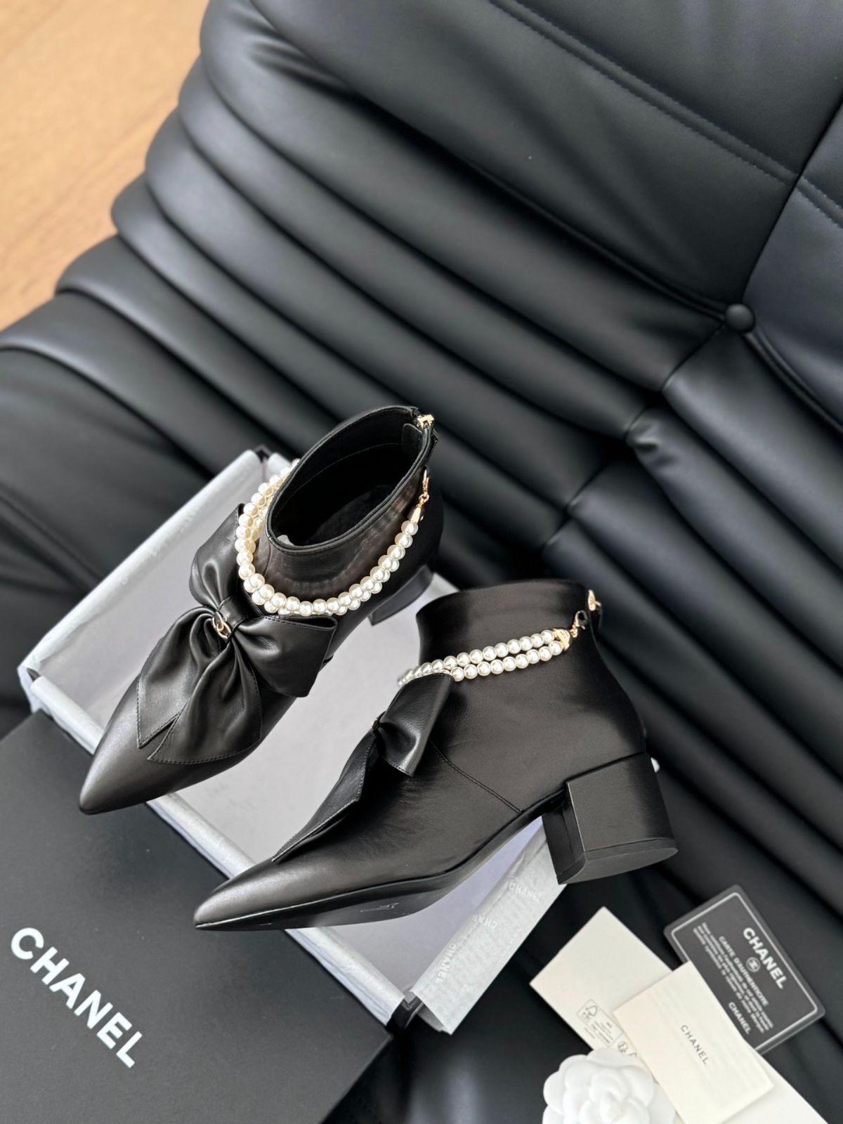 楽天市場】CHANEL シャネル ショートブーツ カーフ パテントレザー