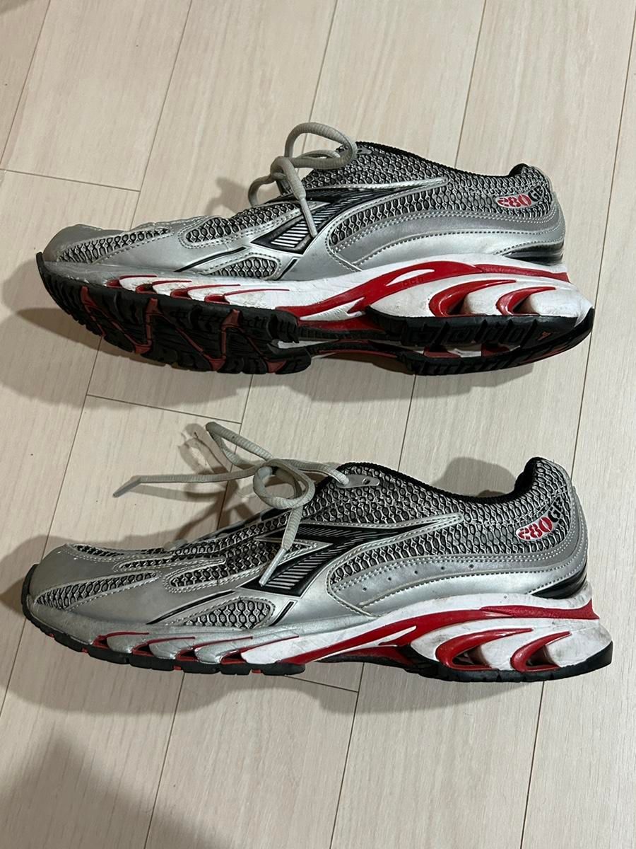 【雷市場（ポンジャン）商品韓国直送】270 Diadora heritage(ディアドラヘリテージ) 神話 280 gb シルバー