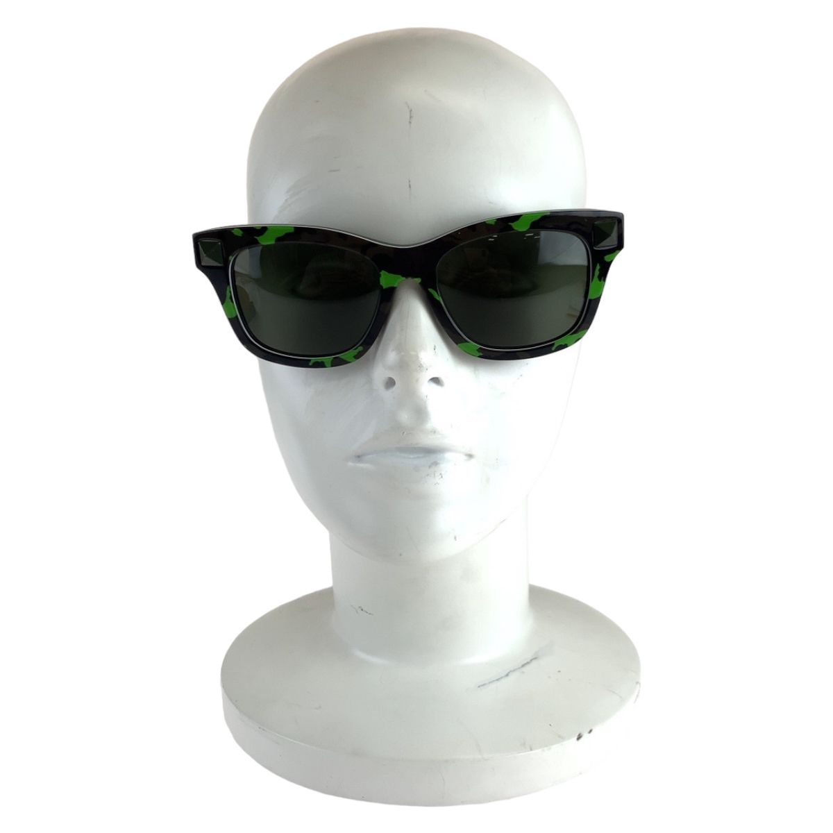 VALENTINO ヴァレンティノ 迷彩柄 カモフラージュ スタッズ カーキ  