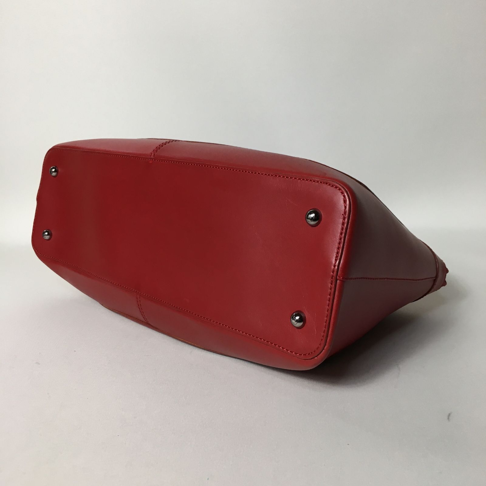 2505-24｜美品｜トッズ ハンドバッグ レザー レッド 2505-24｜美品｜トッズ ハンドバッグ レザー レッド - メルカリ