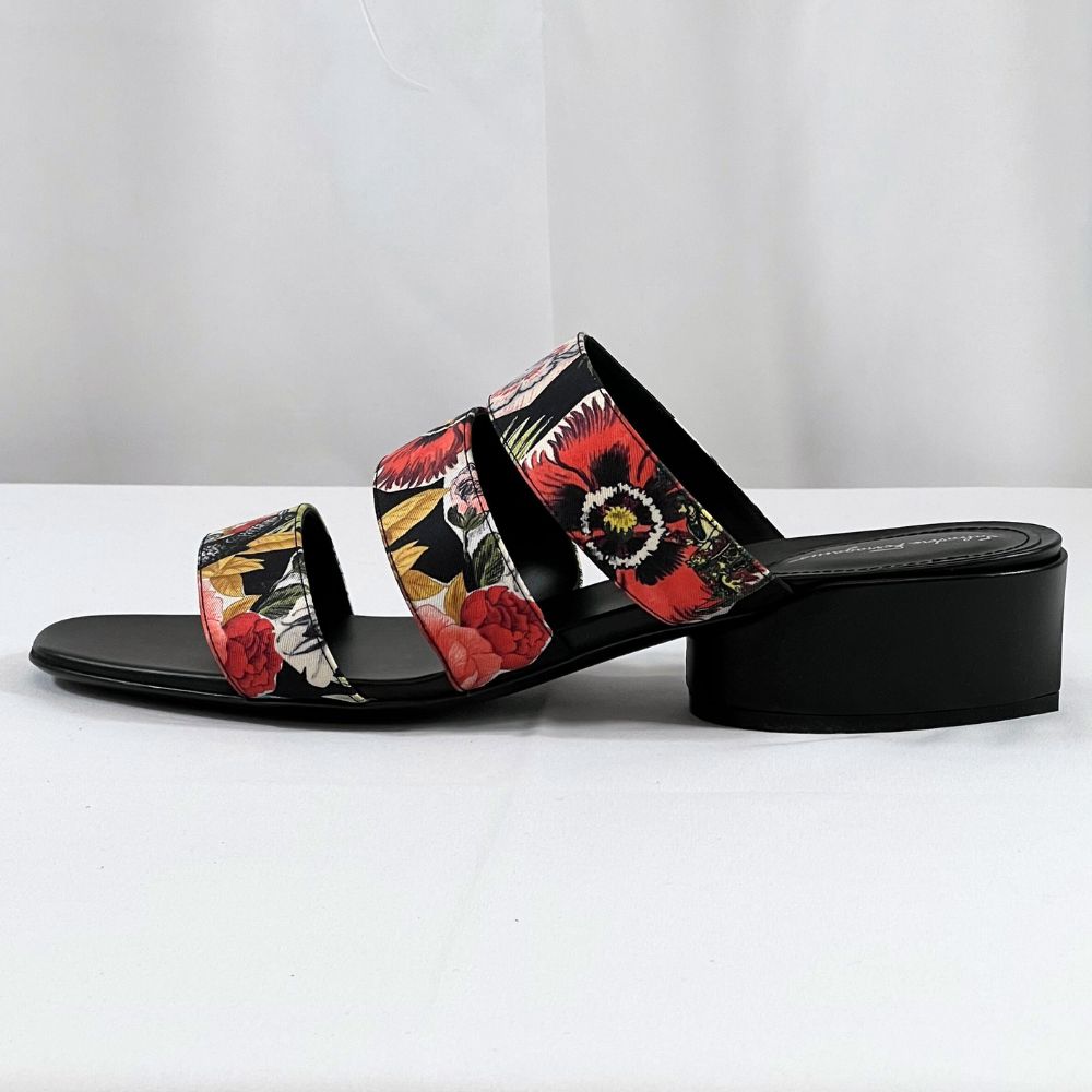 フェラガモ サンダル 未使用 FERRAGAMO 【未使用】【新古品】Salvatore